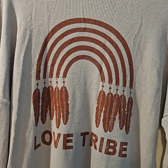 Lauren Moshi Thermal "'Love Tribe" - Picture 8 of 9